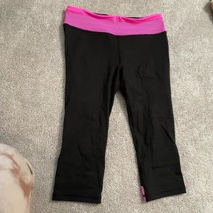 VSX crop leggings size small